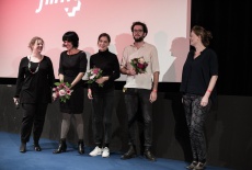 12. Die Jury vergab eine lobende Erwaehnung an Thais Odermatt, Lena Maeder und Roman Hodel fuer die Montage des Kurzfilms BLAULICHT