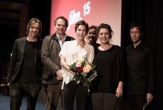 18. Die Gewinnerin des Bild-Kunst Schnitt Preis Dokumentarfilm - Carina Mergens mit den Mitgliedern der Jury. 